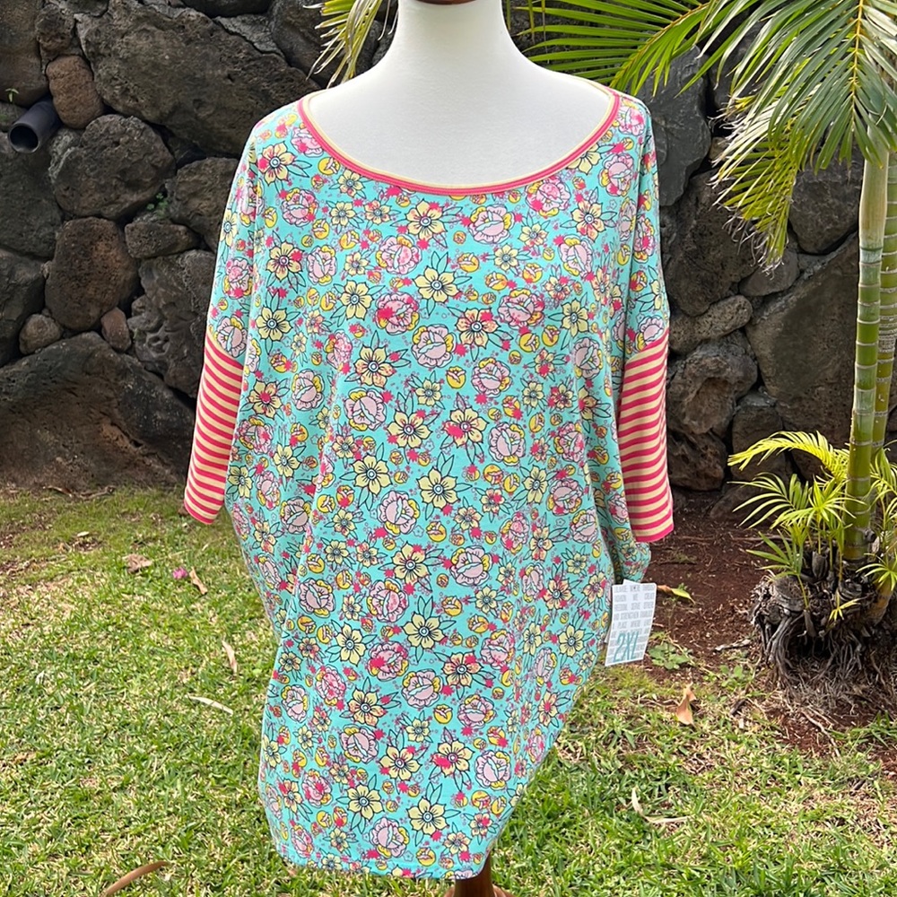 Lularoe- Irma 2XL